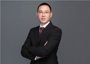 杨震：用爱与奉献，期待落英缤纷的明天